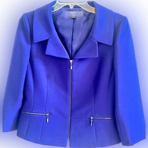 Tahari Arthur S.Levine jacket suit and skirt - size 6P
